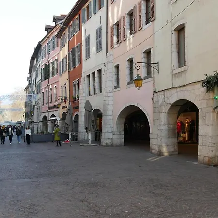 Le Paquier - Mycosyapart, Vieille Ville, Calme, Lac 100m, Netflix Apartment Annecy